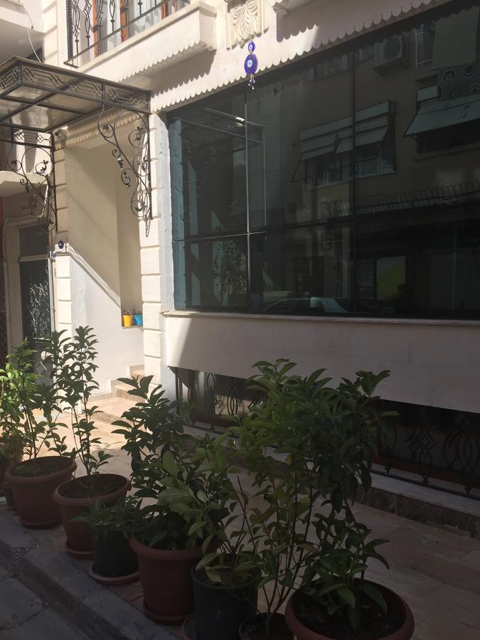 Siesta Apart Otel Izmir Bagian luar foto