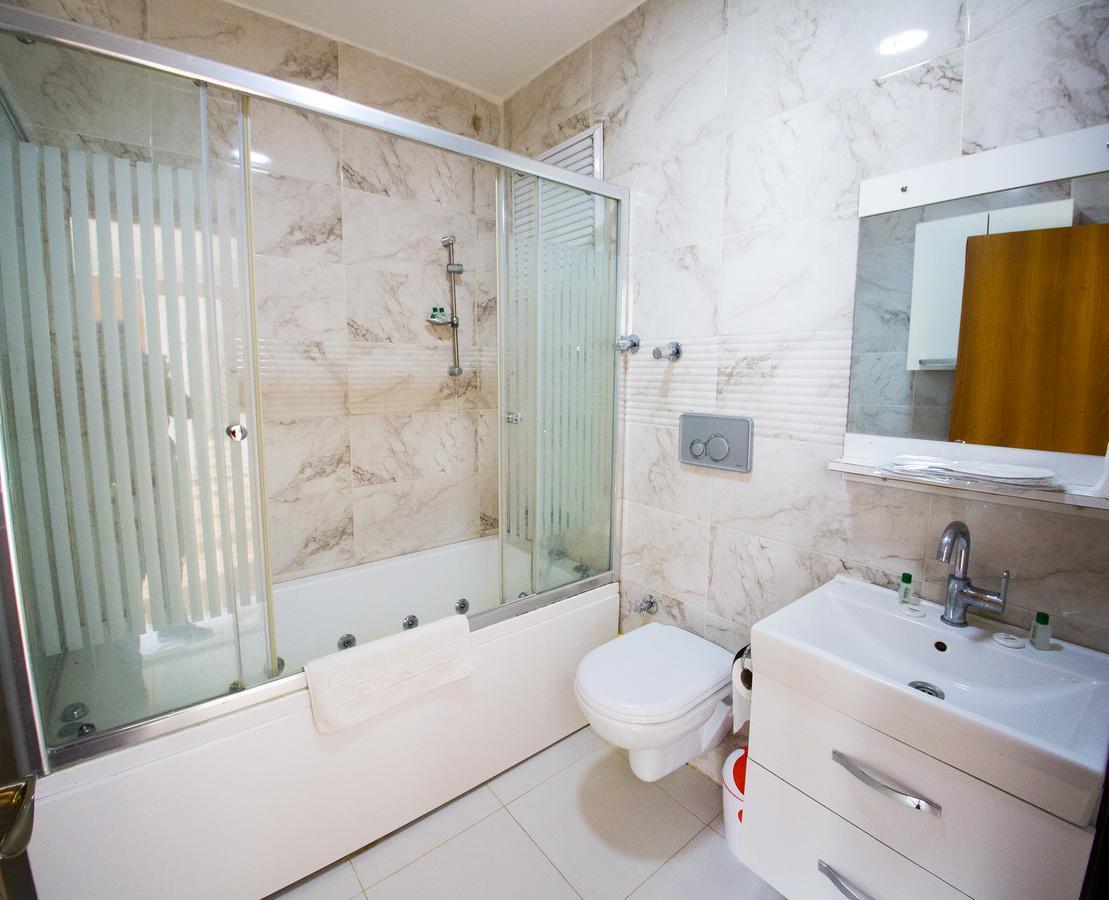 Siesta Apart Otel Izmir Bagian luar foto
